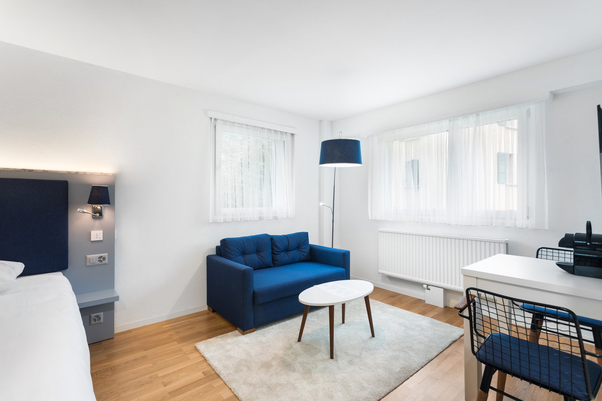On the heights of Lausanne in the quiet district of La Sallaz near CHUV and EHL, be first to move into this brand new studio.