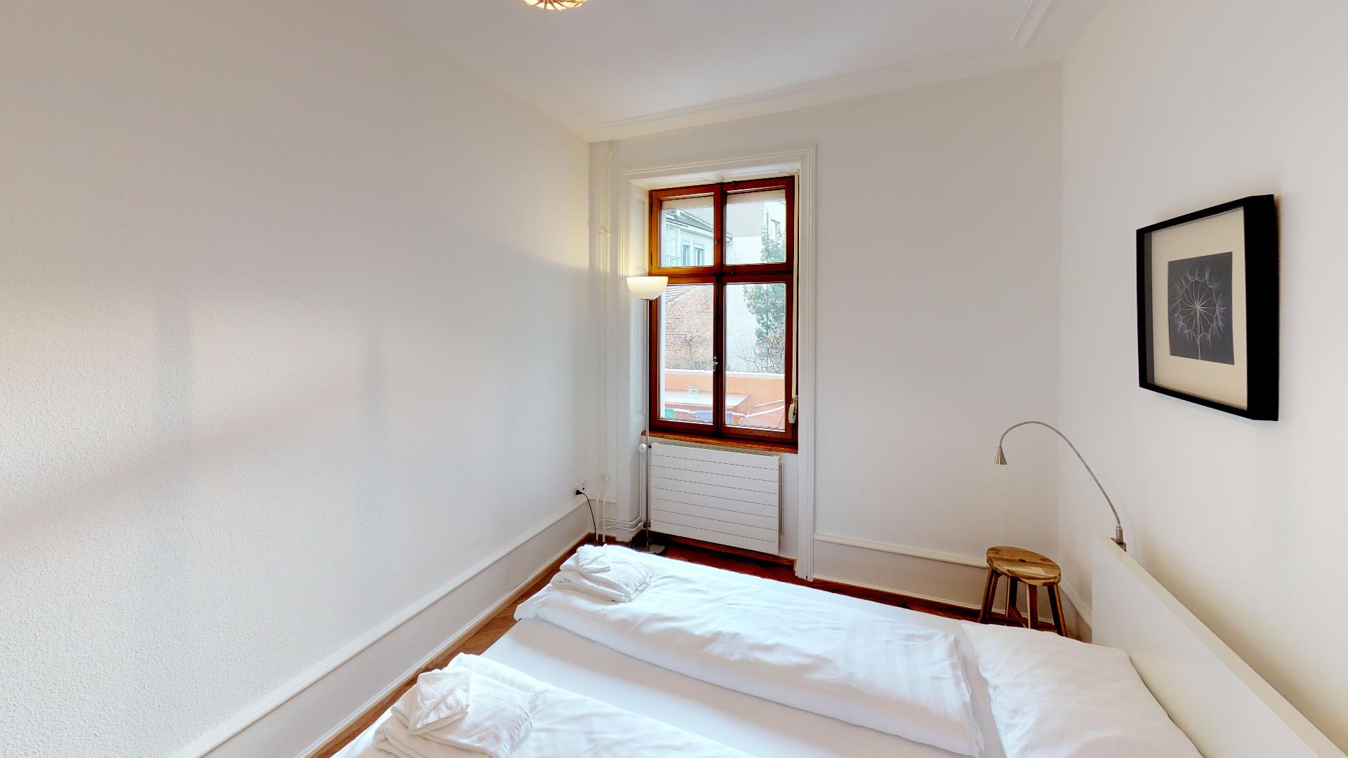 Unique-Serviced-Living-Hegenheimerstrasse-69-Bedroom(3).jpg
