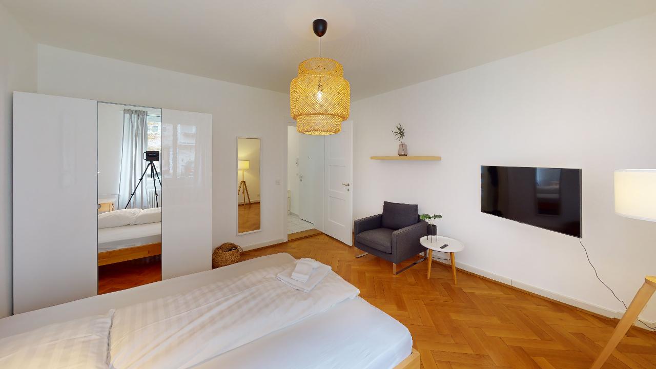 Unique-Serviced-Living-St-Johann-Bedroom.jpg