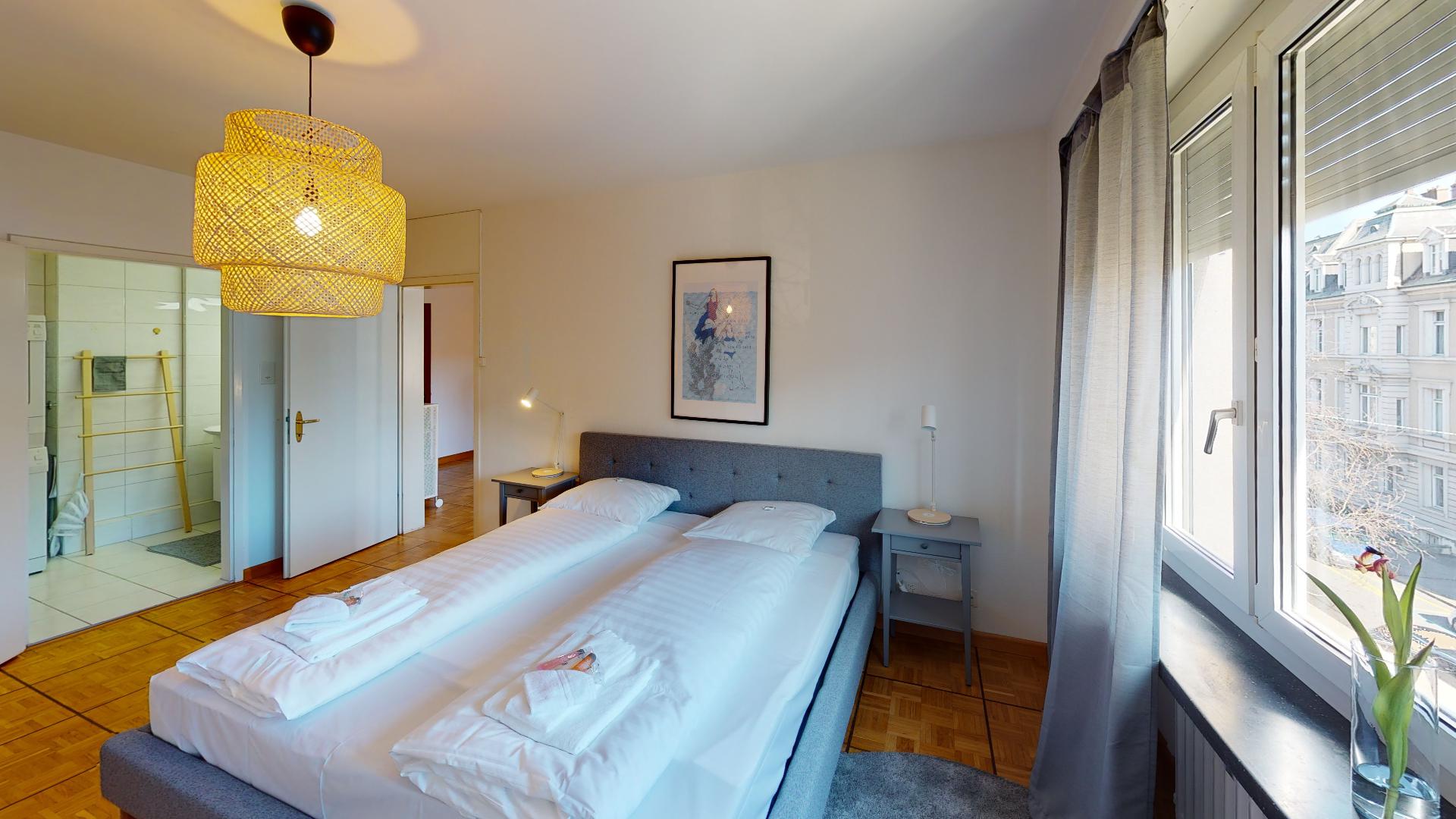 Unique-Serviced-Living-Sevogelstrasse-54-Bedroom(2).jpg